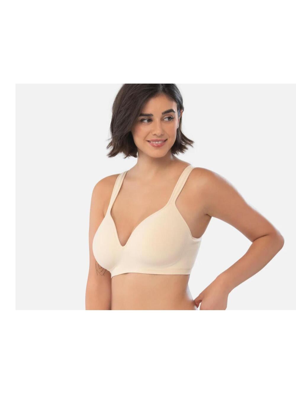 UNDEROUTFIT The Perfect Neckline in color sand underwire bra medium